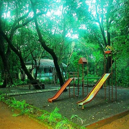 Cecil Hotel Matheran Exteriér fotografie