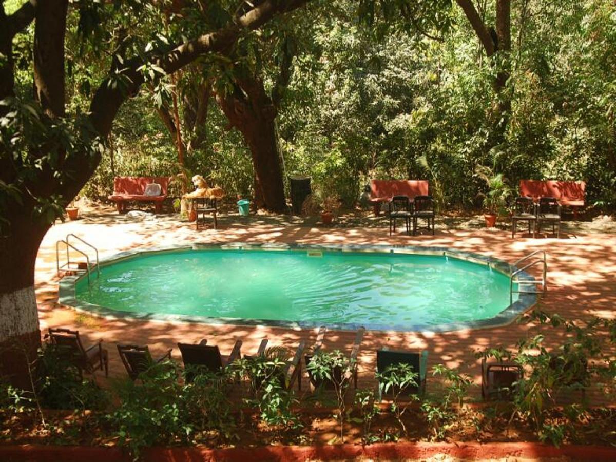 Cecil Hotel Matheran Exteriér fotografie