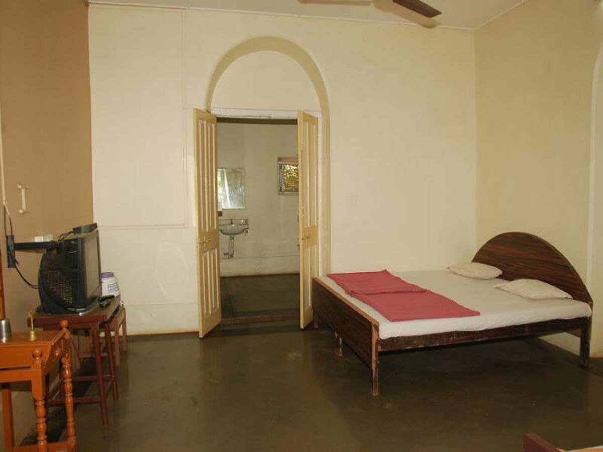 Cecil Hotel Matheran Exteriér fotografie