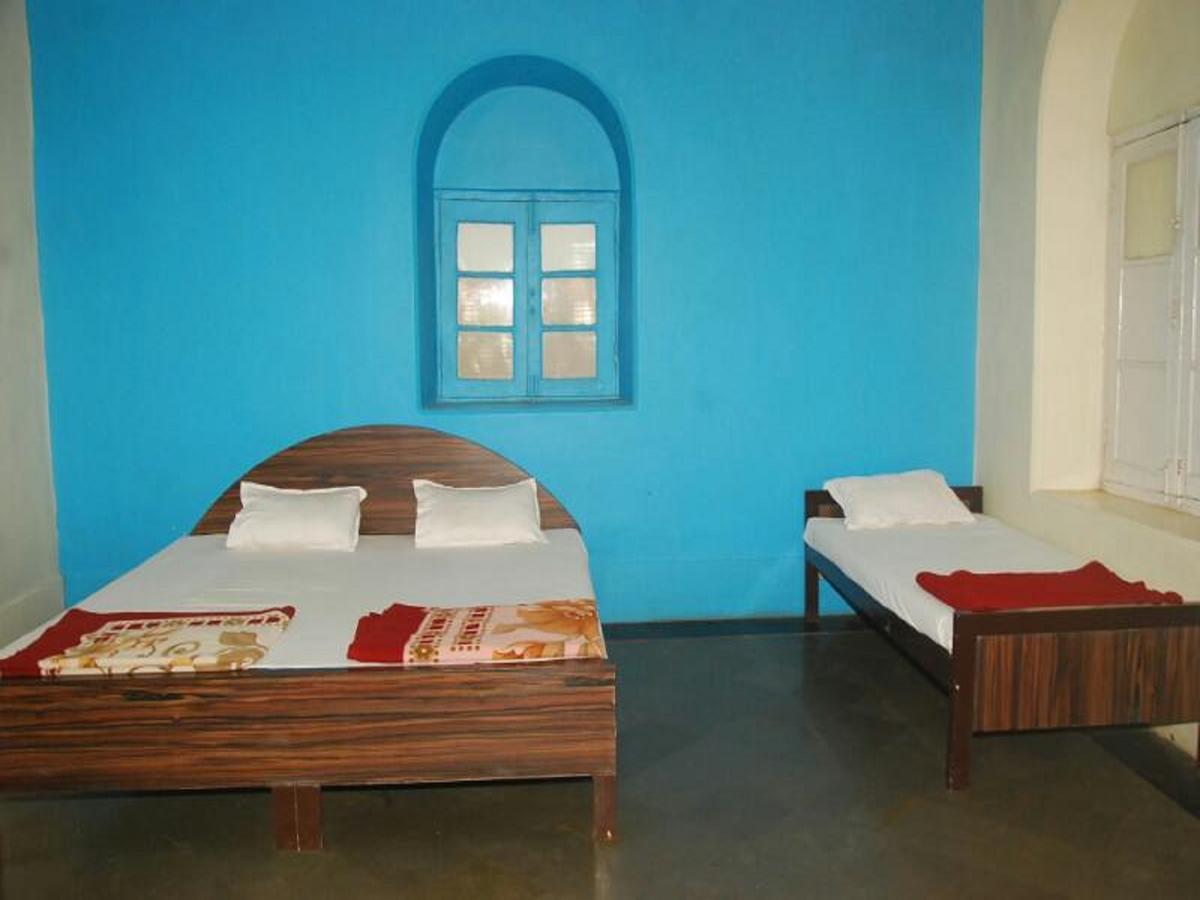 Cecil Hotel Matheran Exteriér fotografie
