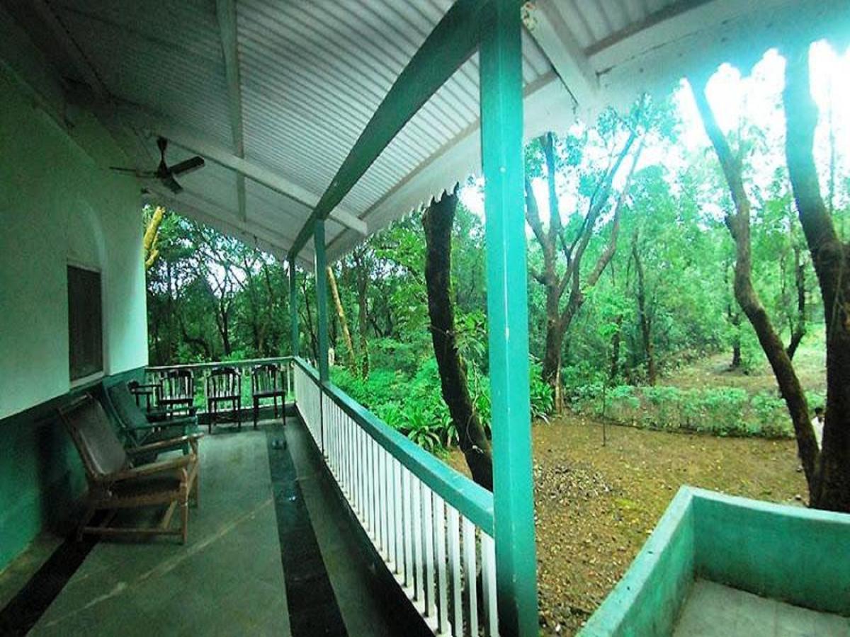 Cecil Hotel Matheran Exteriér fotografie